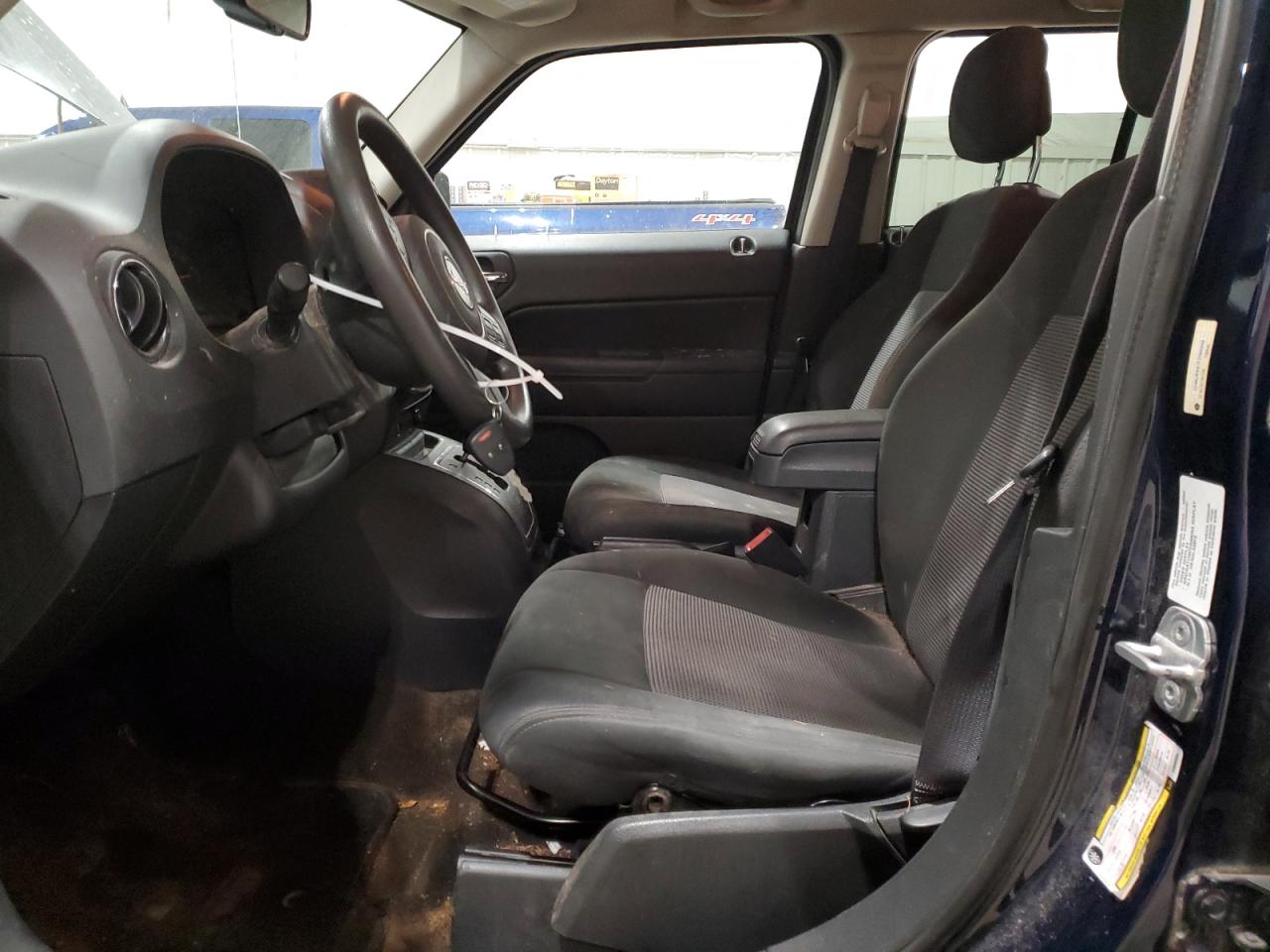 2014 Jeep Liberty (Patriot) VIN 1C4NJRBB7ED500999 Copart auction photo, undercarriage damage thumbnail 7