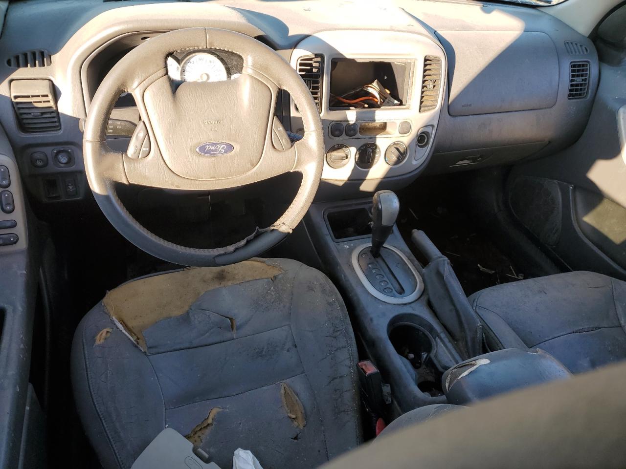 2006 Ford Escape VIN 1FMYU03126KC49176 Copart auction photo, burn damage thumbnail 8