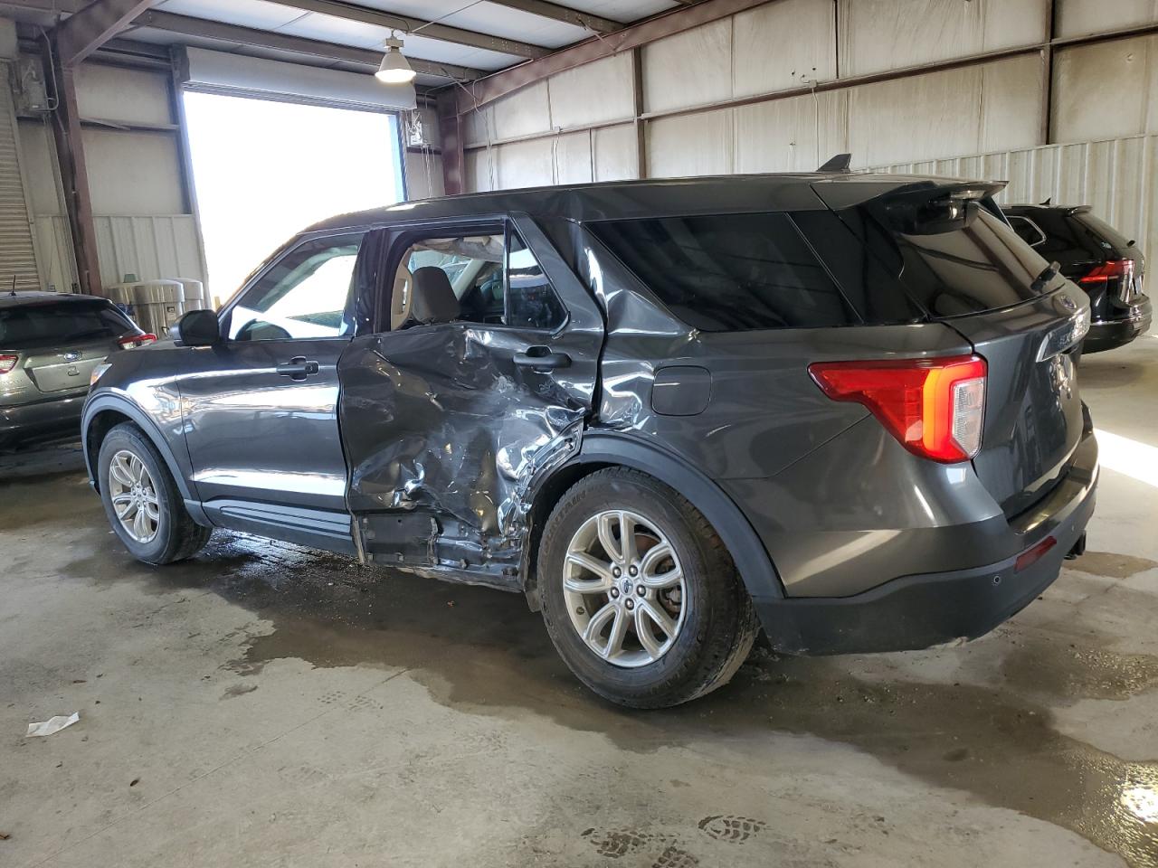 2020 Ford Explorer VIN 1FMSK7BH7LGB86223 Copart auction photo, side / minor dent/scratches damage thumbnail 2