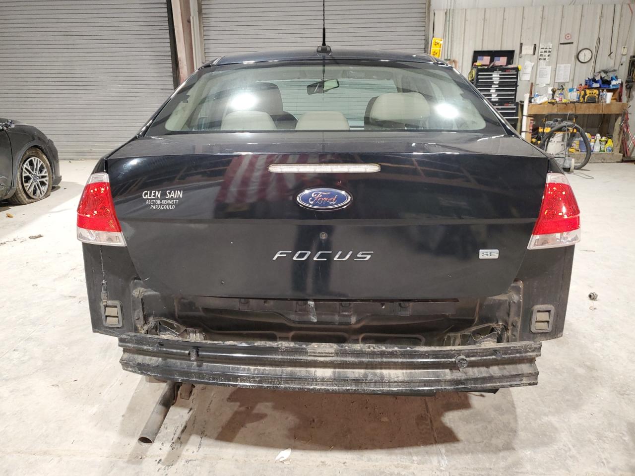 2009 Ford Focus VIN 1FAHP35N39W209768 Copart auction photo, rear end damage thumbnail 6