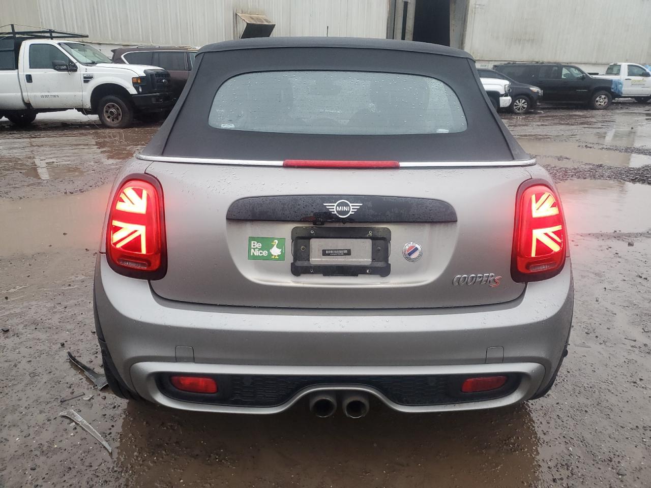 2019 MINI Cooper VIN WMWWG9C57K3E40882 Copart auction photo, side / front end damage thumbnail 6