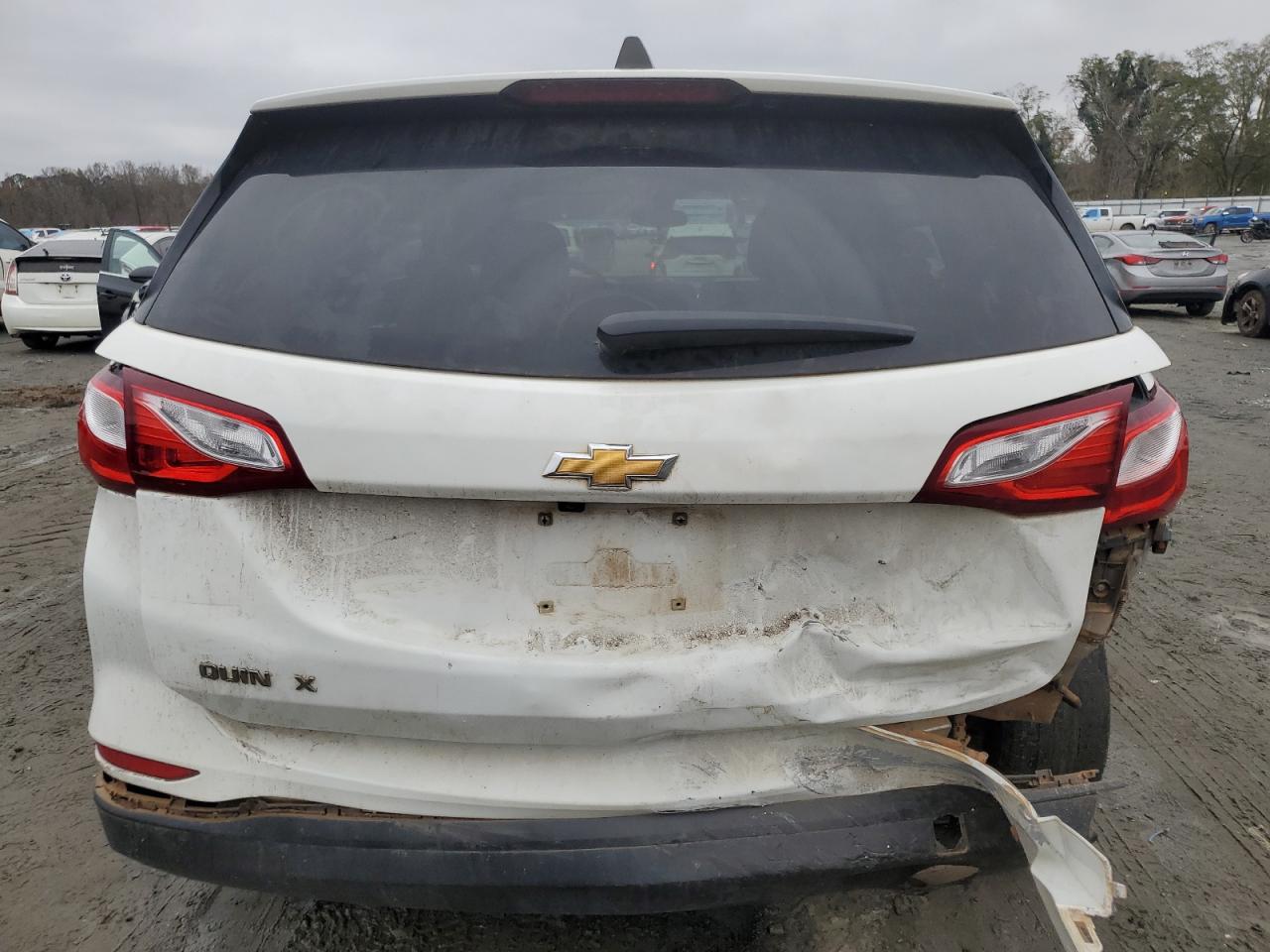 2018 Chevrolet Equinox VIN 2GNAXHEV3J6302403 Copart auction photo, all over damage thumbnail 6