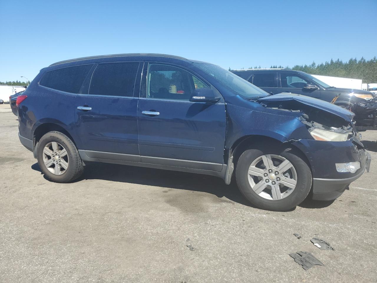 2011 Chevrolet Traverse VIN 1GNKVGED3BJ186541 Copart auction photo, front end damage thumbnail 4