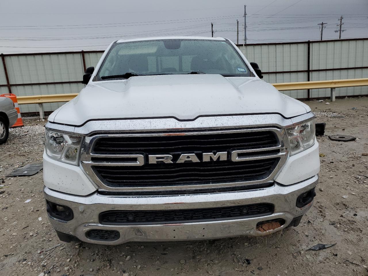 2020 RAM 1500 VIN 1C6SRFBT5LN247697 Copart auction photo, rear end / minor dent/scratches damage thumbnail 5
