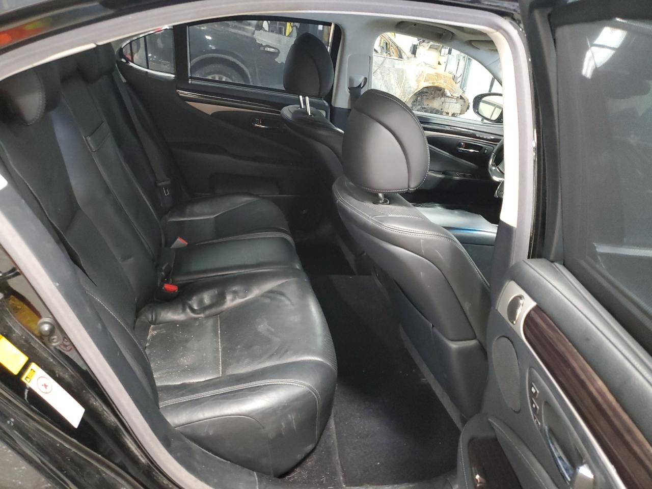 2013 Lexus LS VIN JTHCL1EF3D5015686 Copart auction photo, rear end / minor dent/scratches damage thumbnail 10