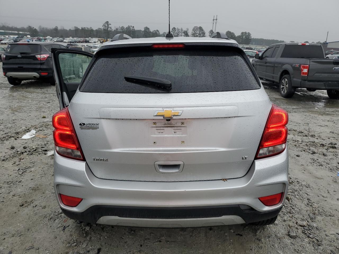 2019 Chevrolet Trax VIN KL7CJLSB2KB843647 Copart auction photo, all over damage thumbnail 6