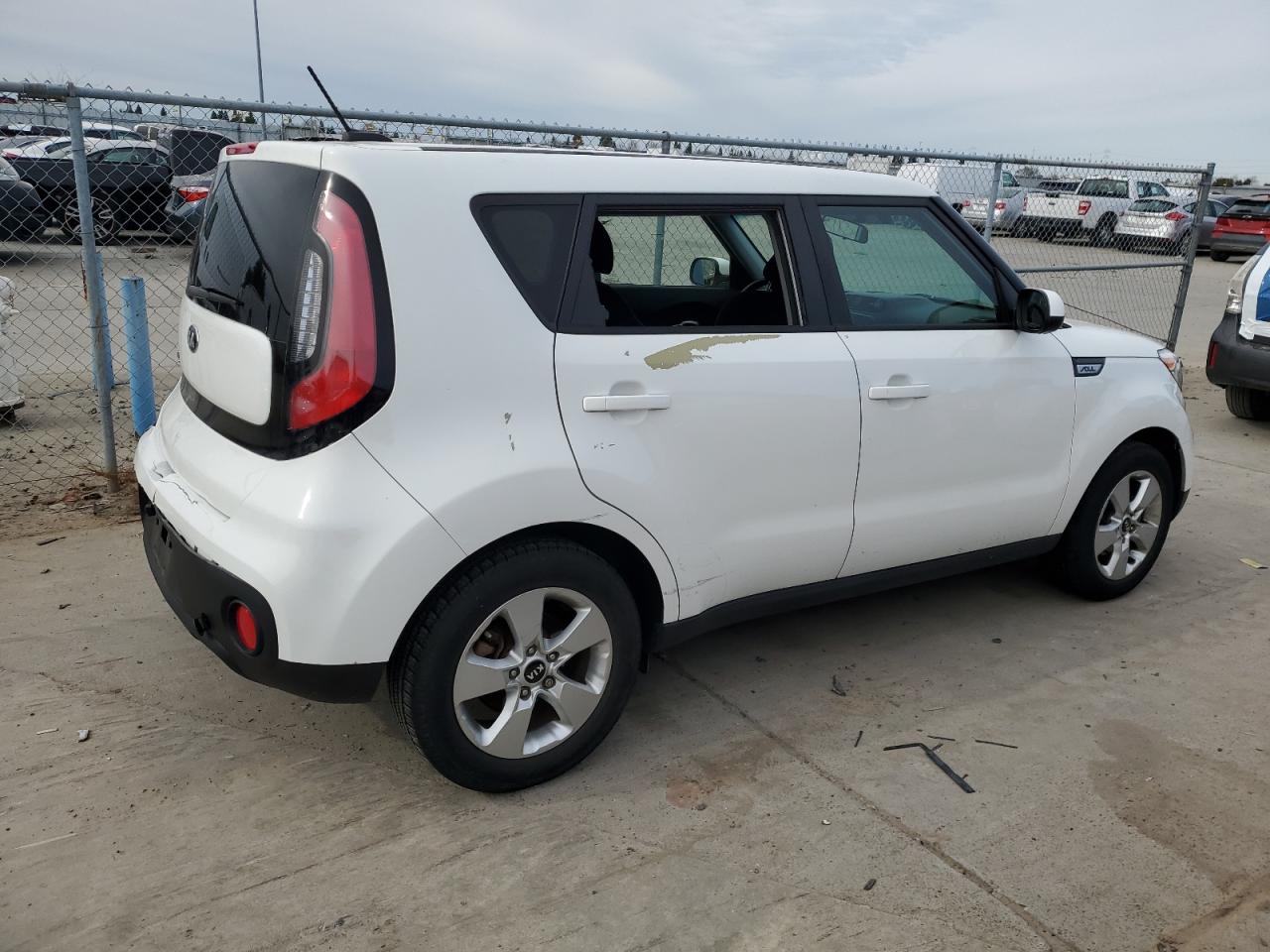 2017 KIA Soul VIN KNDJN2A29H7434048 Copart auction photo, vandalism damage thumbnail 3