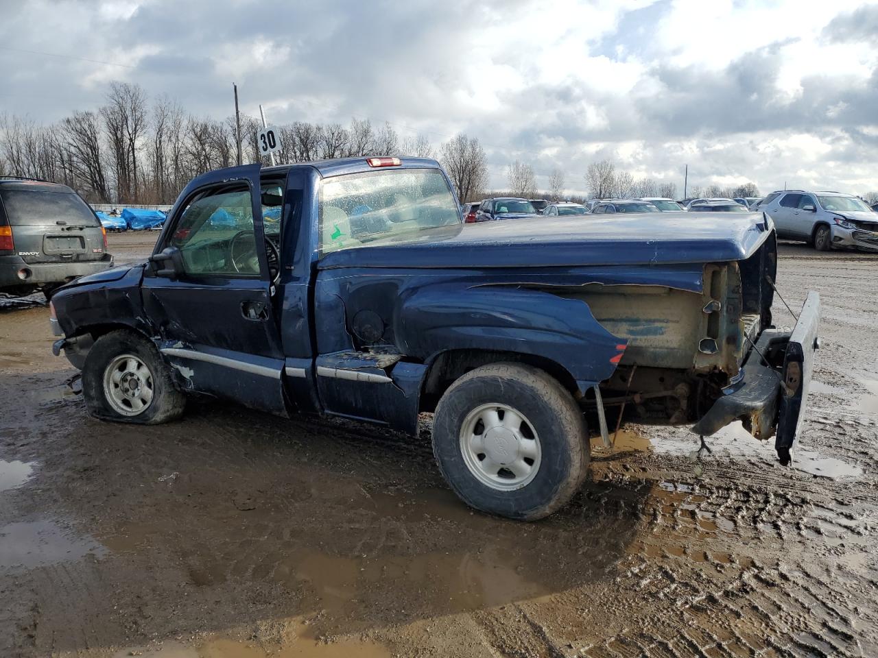 2000 GMC Sierra VIN 1GTEK14T3YZ223523 Copart auction photo, side / all over damage thumbnail 2