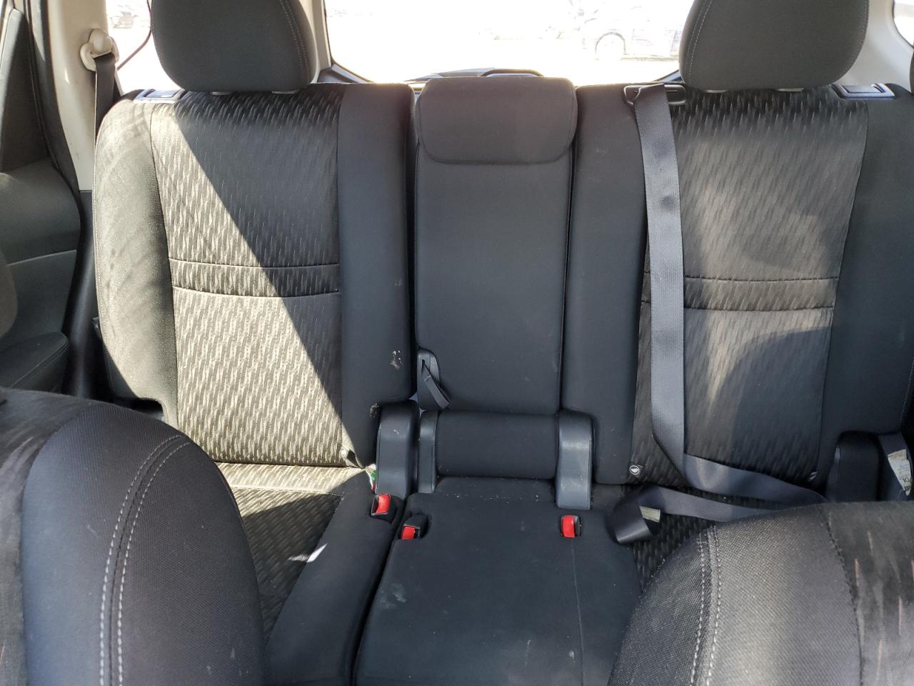 2017 Nissan Rogue VIN KNMAT2MT6HP619362 Copart auction photo, rear end / side damage thumbnail 10