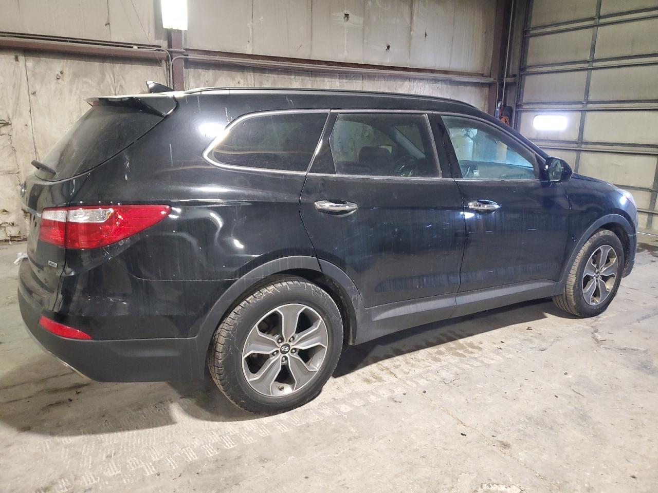 2016 Hyundai Santa Fe VIN KM8SMDHF1GU155345 Copart auction photo, minor dent/scratches damage thumbnail 3