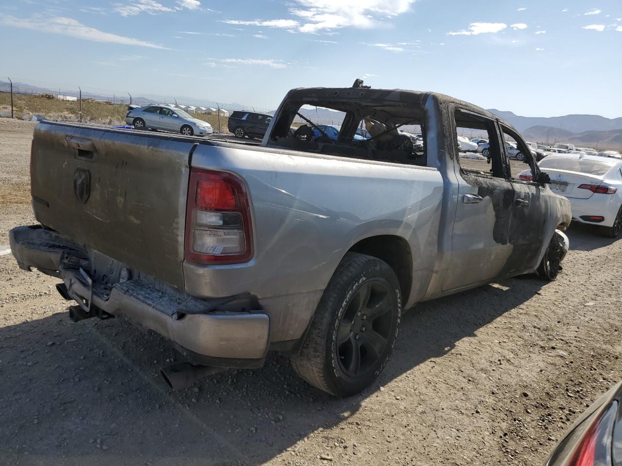 2022 RAM 1500 VIN 1C6RREFM5NN364792 Copart auction photo, burn - engine damage thumbnail 3