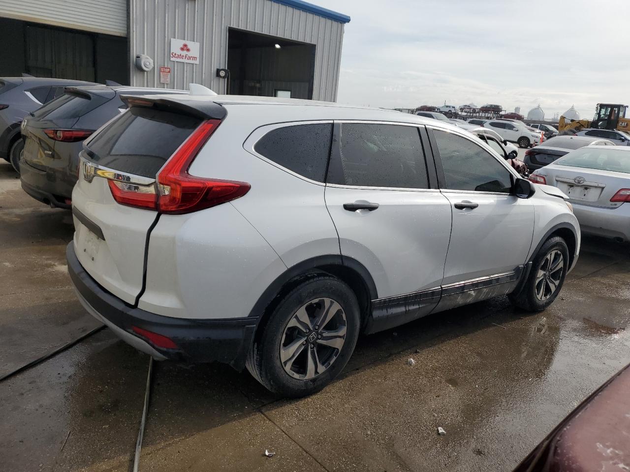 2019 Honda CR-V VIN 2HKRW5H34KH410422 Copart auction photo, front end / side damage thumbnail 3