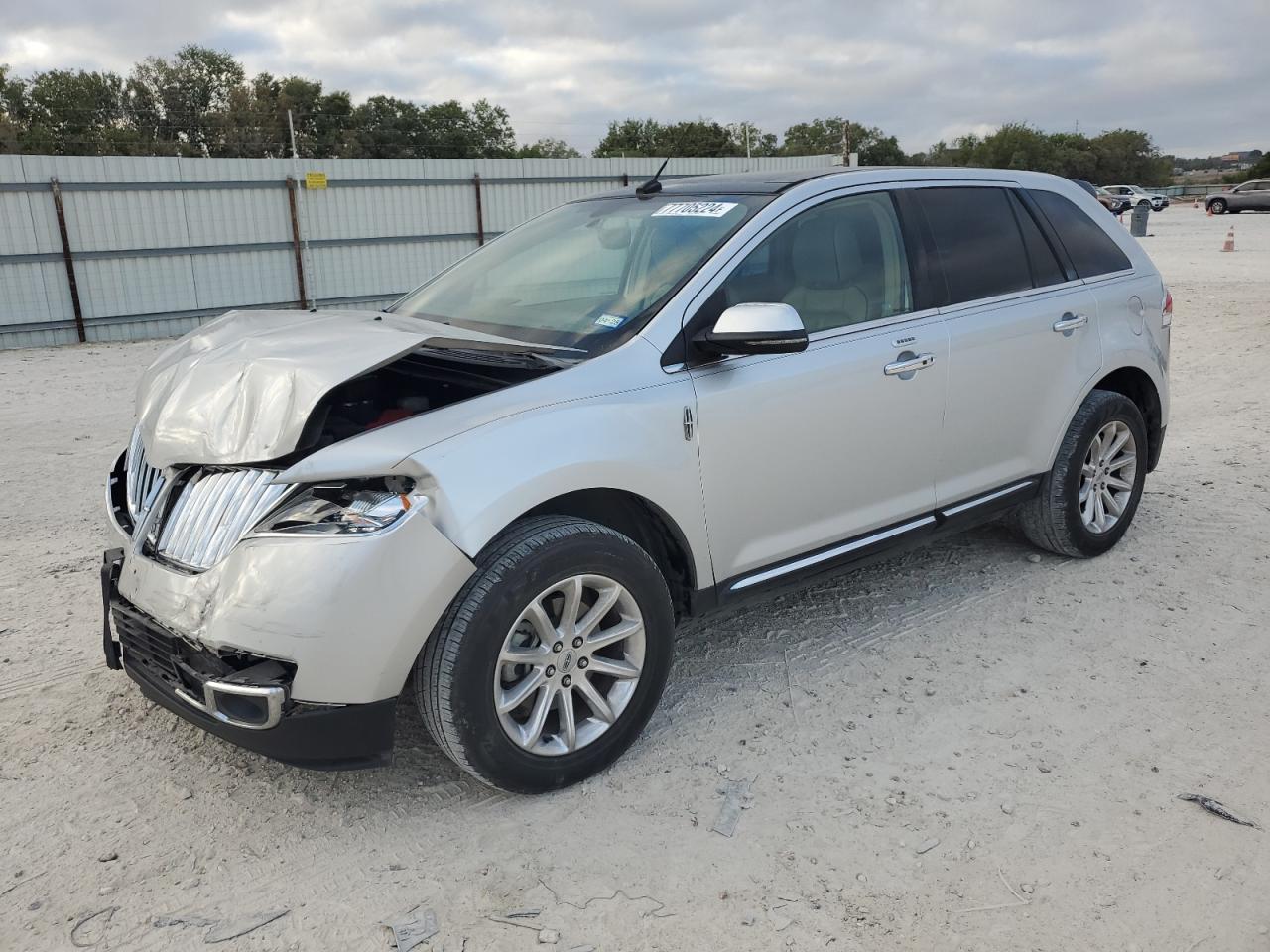 2013 Lincoln MKX VIN 2LMDJ6JK8DBL11827
