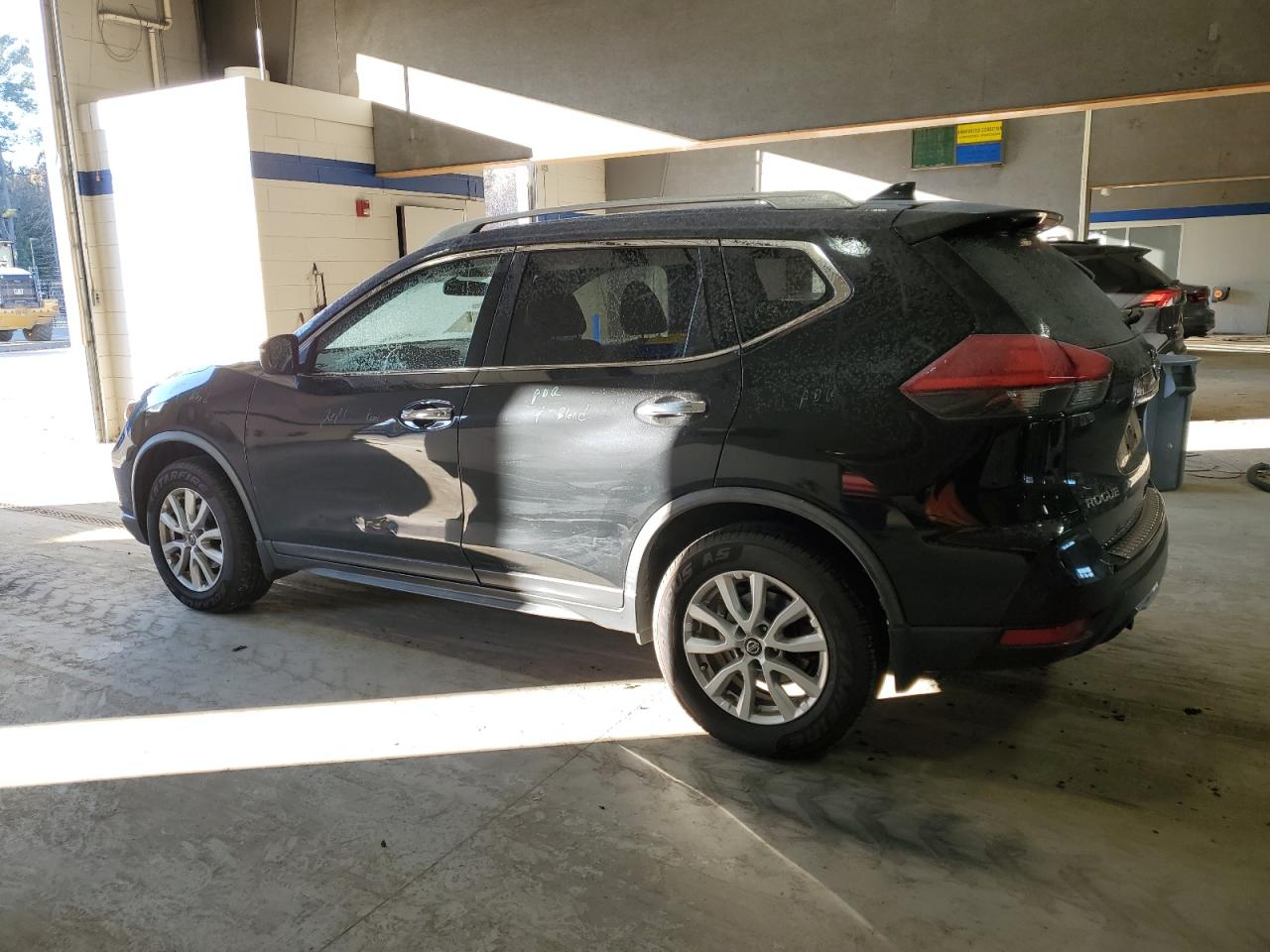 2018 Nissan Rogue VIN JN8AT2MV6JW313781 Copart auction photo, hail damage thumbnail 2