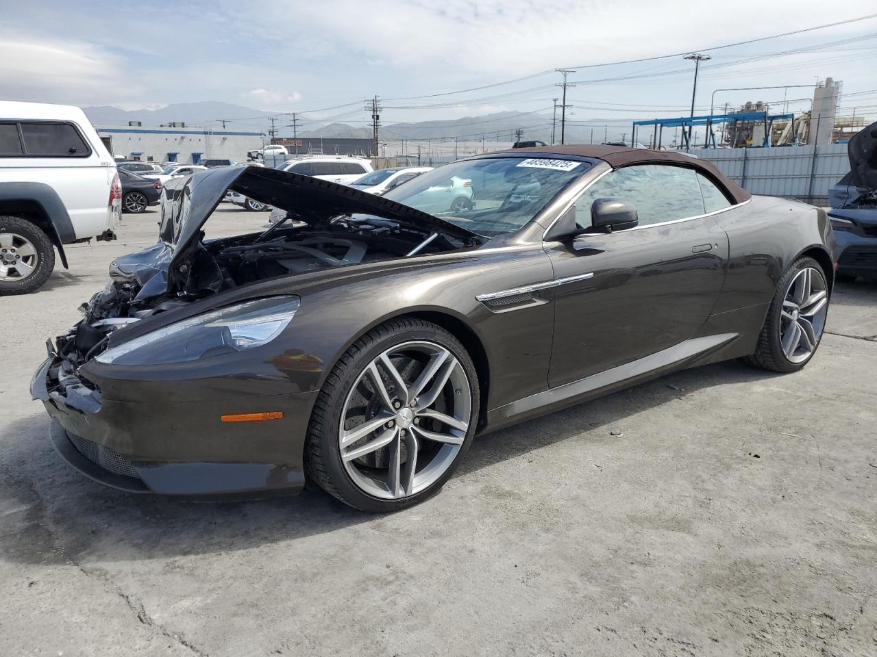 2014 Aston Martin DB9 VIN SCFFDABM1EGB15312 - Copart auction photo