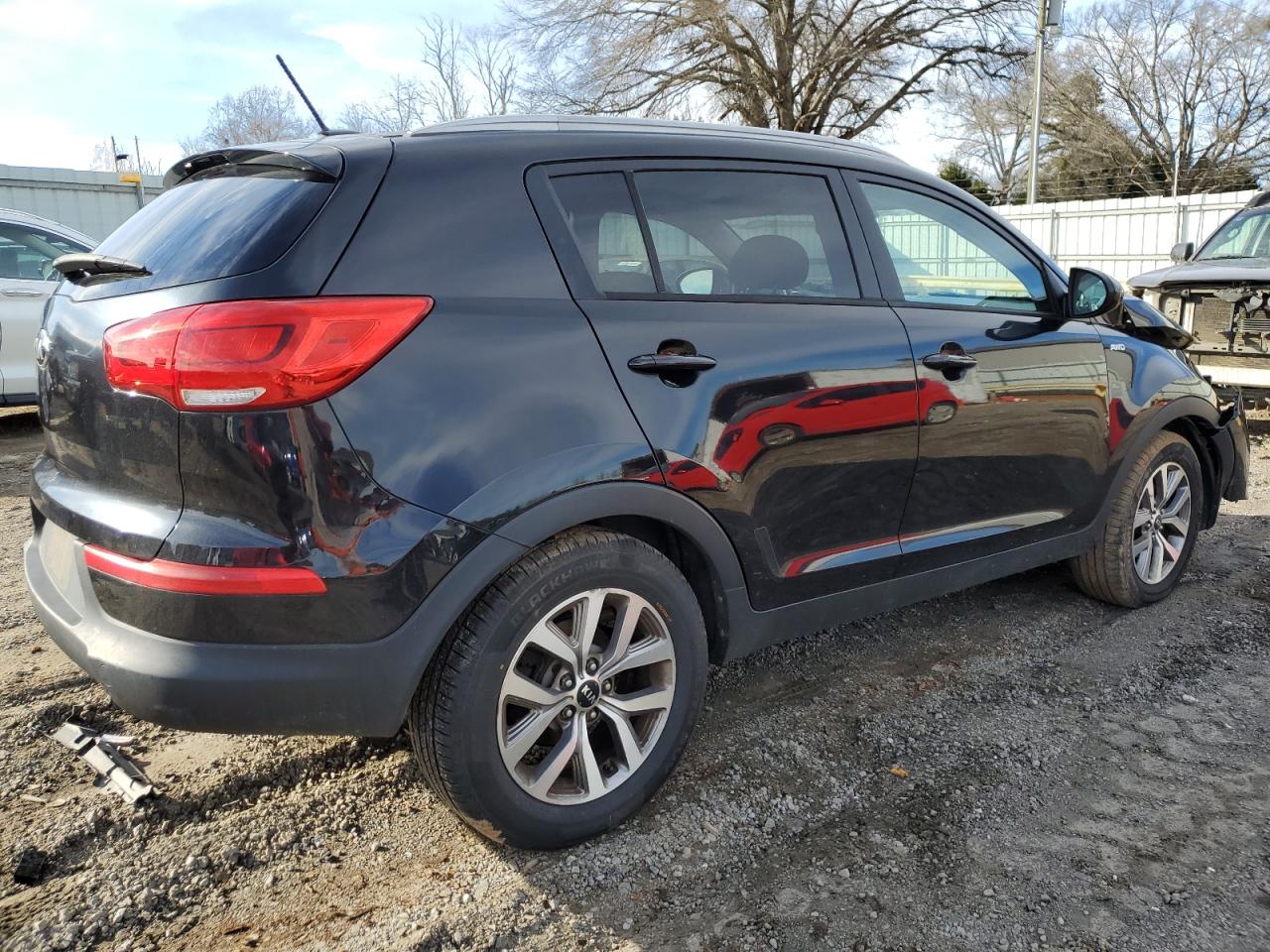 2016 KIA Sportage VIN KNDPBCAC2G7812176 Copart auction photo, front end / undercarriage damage thumbnail 3