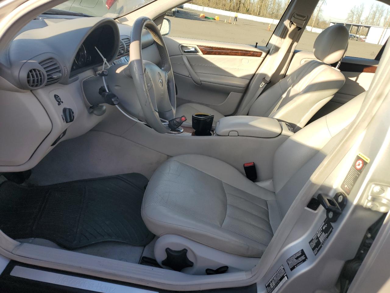 2005 Mercedes-Benz C-klasse VIN WDBRF81J35F674190 Copart auction photo, front end damage thumbnail 7