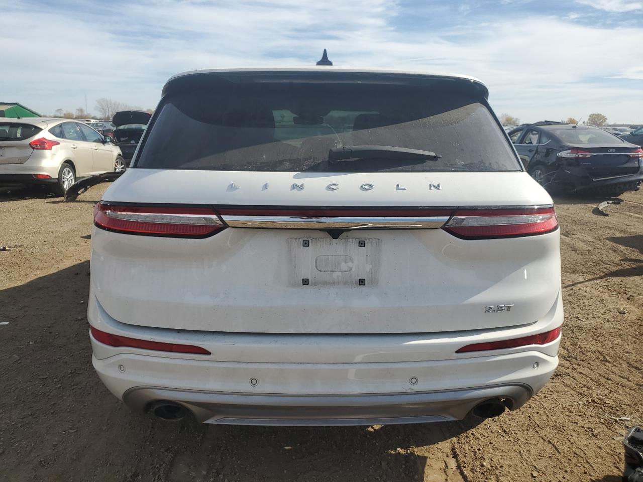2020 Lincoln Corsair VIN 5LMCJ2DH5LUL23133 Copart auction photo, stripped / side damage thumbnail 6