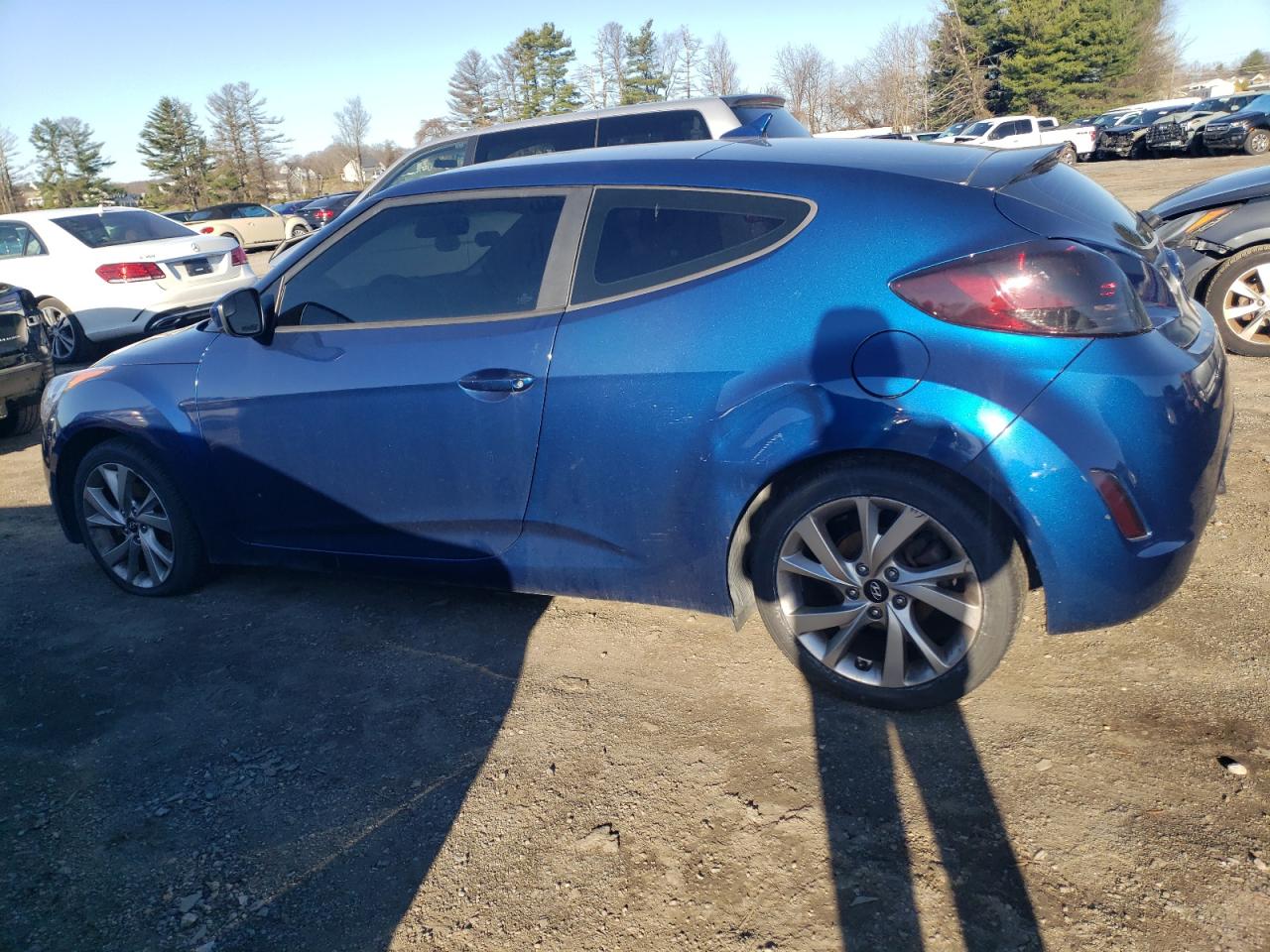 2017 Hyundai Veloster VIN KMHTC6AD6HU307620 Copart auction photo, front end / side damage thumbnail 2
