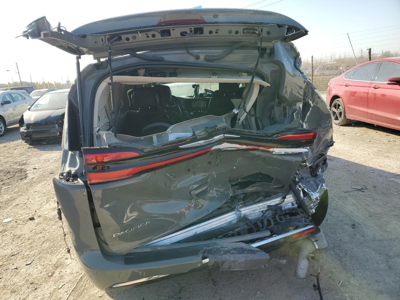 2022 Chrysler Pacifica VIN 2C4RC1BGXNR191227 Copart auction photo, all over / undercarriage damage thumbnail 6