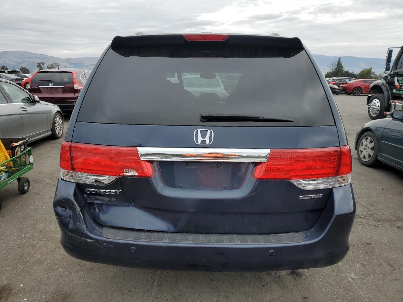 2010 Honda Odyssey VIN 5FNRL3H92AB025181 Copart auction photo, rear end damage thumbnail 6
