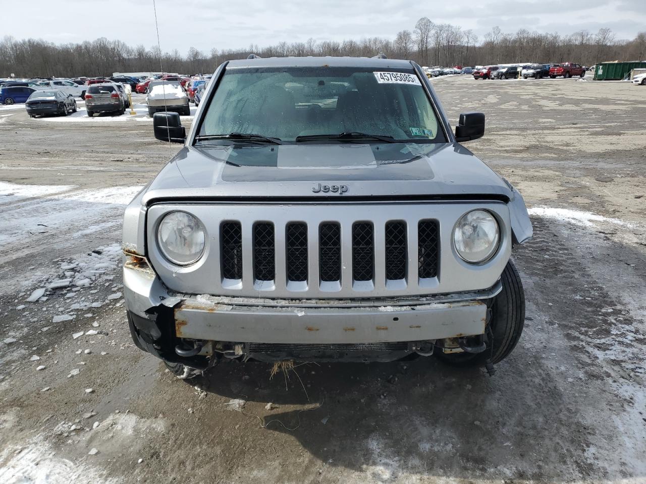 2016 Jeep Liberty (Patriot) VIN 1C4NJRBB1GD598057 Copart auction photo, front end damage thumbnail 5