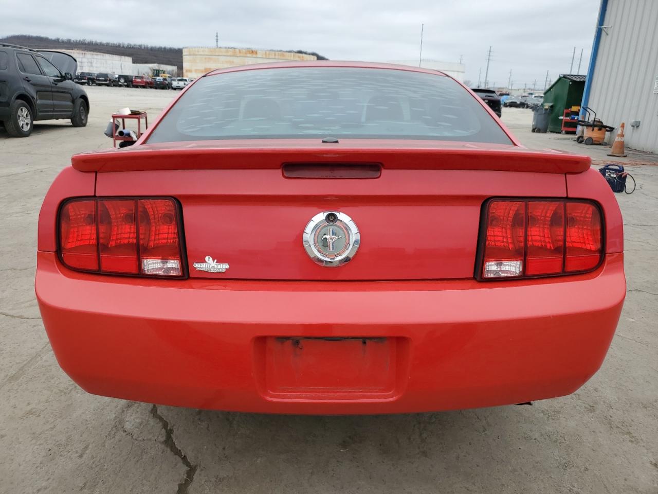 2009 Ford Mustang VIN 1ZVHT80N595111967 Copart auction photo, front end / minor dent/scratches damage thumbnail 6