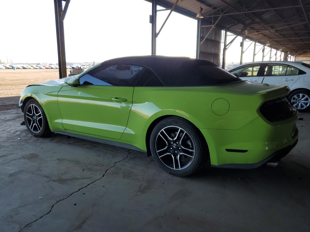 2020 Ford Mustang VIN 1FATP8UH7L5113156 Copart auction photo, front end damage thumbnail 2