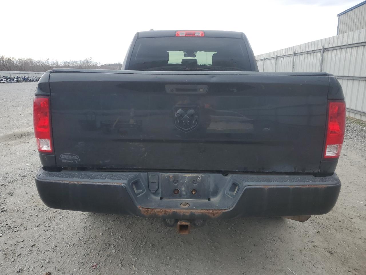 2017 RAM 1500 VIN 1C6RR6FG7HS585347 Copart auction photo, rear end / minor dent/scratches damage thumbnail 6