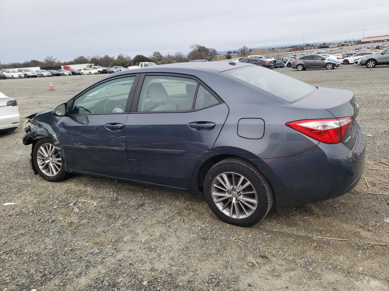 2015 Toyota Corolla VIN 5YFBURHE0FP248846 Copart auction photo, front end / side damage thumbnail 2