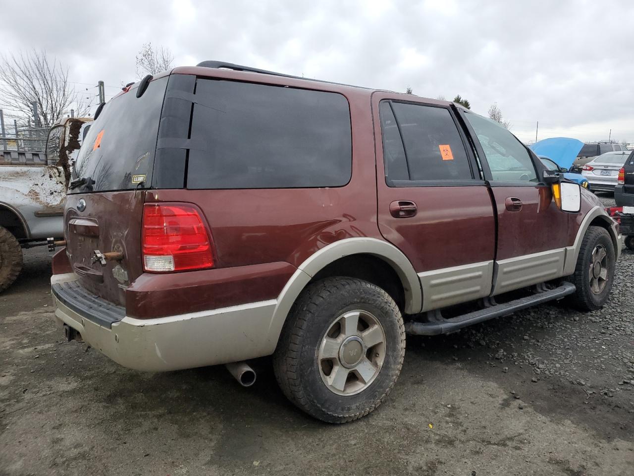 2006 Ford Expedition VIN 1FMFU18576LA84700 Copart auction photo, all over damage thumbnail 3