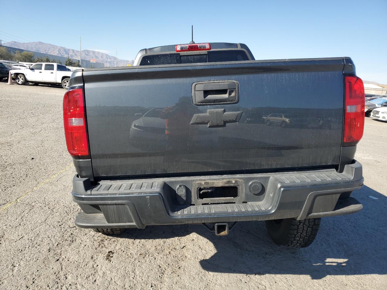 2017 Chevrolet Colorado VIN 1GCGTDEN1H1215331 Copart auction photo, front end / undercarriage damage thumbnail 6
