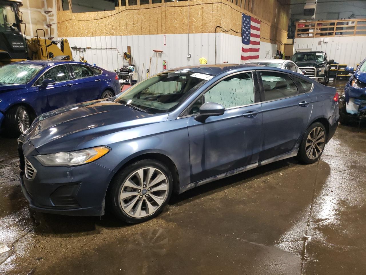 2019 Ford Fusion VIN 3FA6P0T94KR261138