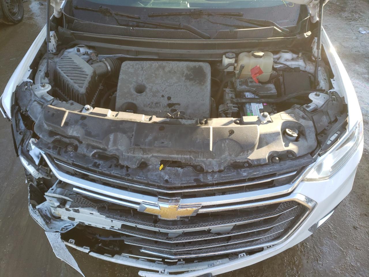 2018 Chevrolet Traverse VIN 1GNEVJKW0JJ197236 Copart auction photo, front end damage thumbnail 11