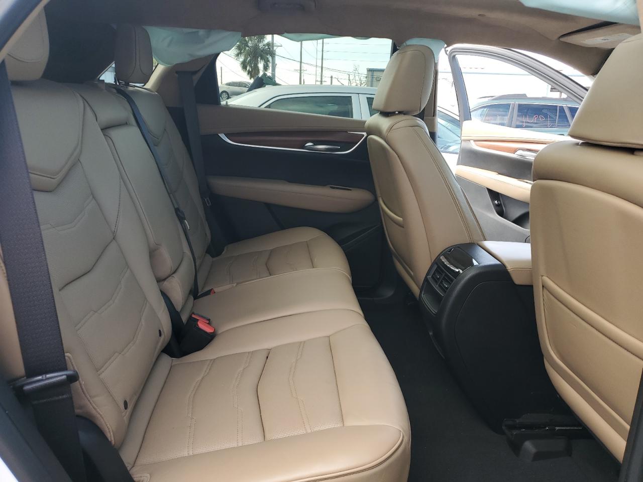 2017 Cadillac XT5 VIN 1GYKNFRS8HZ118378 Copart auction photo, front end damage thumbnail 11