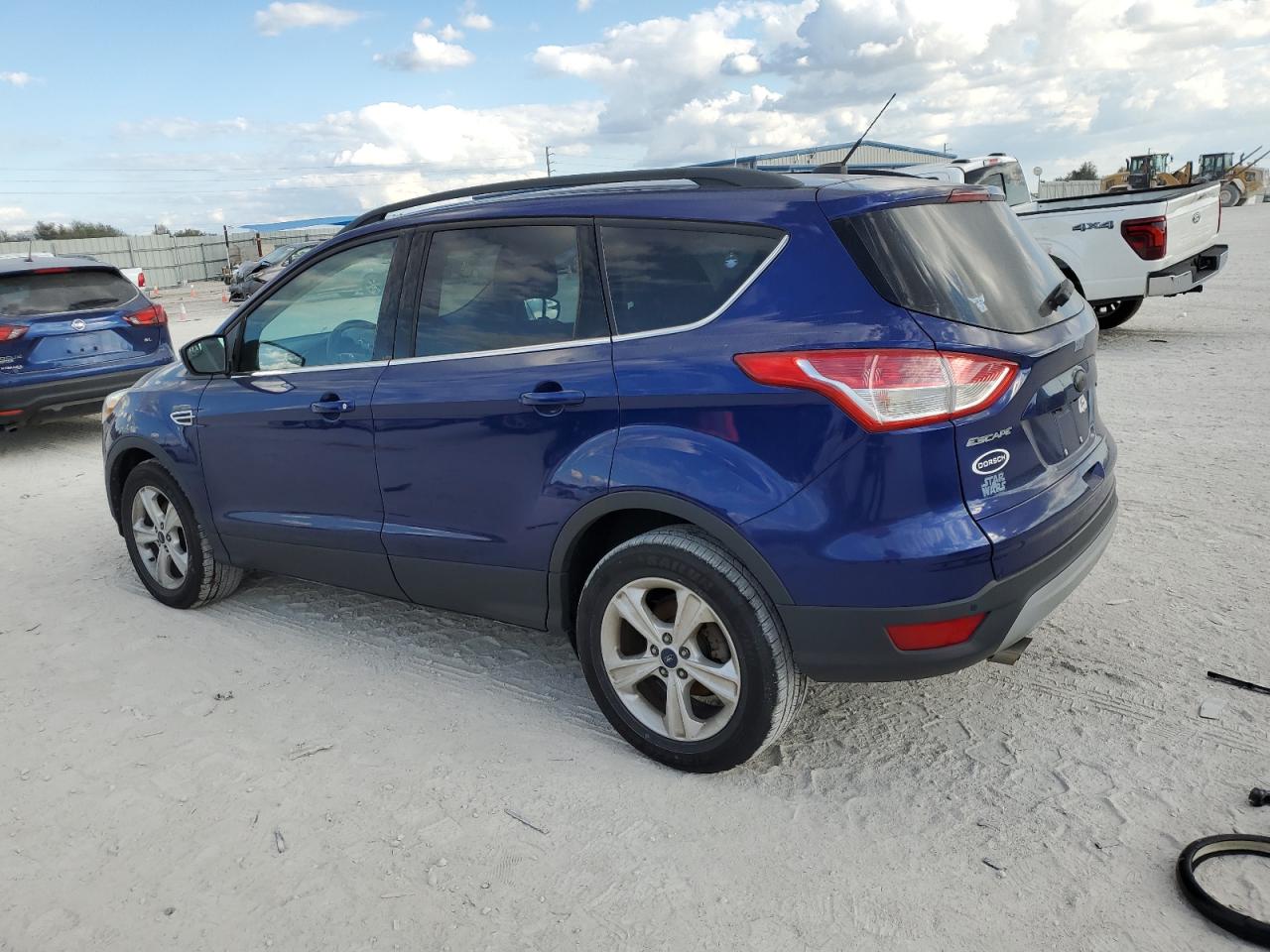 2015 Ford Escape VIN 1FMCU0GX3FUC03272 Copart auction photo, mechanical / minor dent/scratches damage thumbnail 2