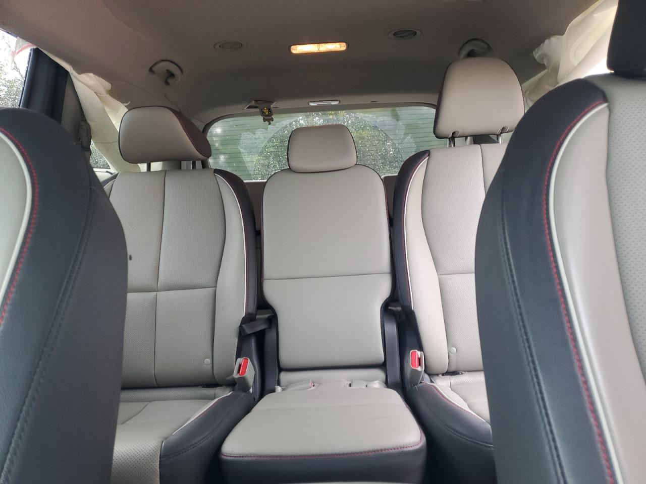 2018 KIA Sedona VIN KNDMB5C12J6350385 Copart auction photo, front end damage thumbnail 10
