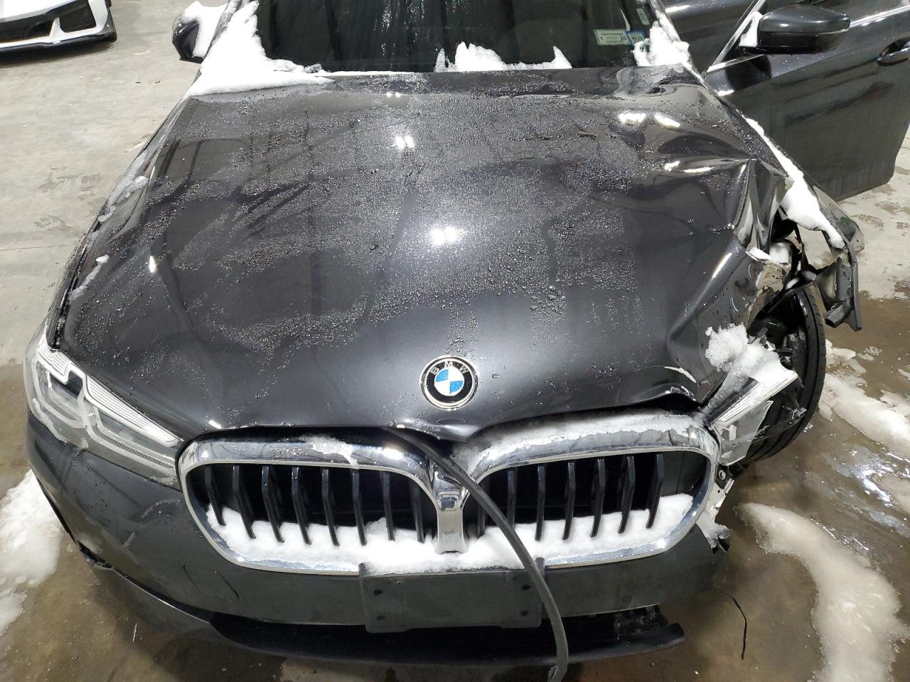 2021 BMW 5er VIN WBA13BJ0XMCG02446 Copart auction photo, front end damage thumbnail 12