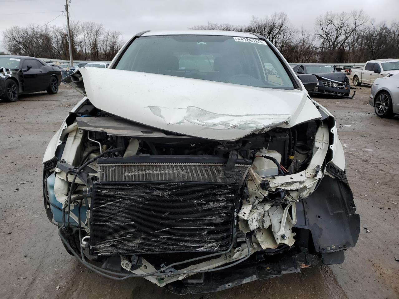 2010 Honda CR-V VIN 5J6RE3H37AL002881 Copart auction photo, front end / minor dent/scratches damage thumbnail 5