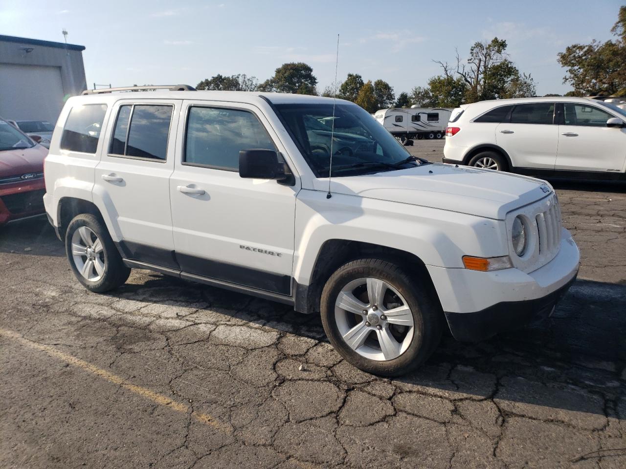 2017 Jeep Liberty (Patriot) VIN 1C4NJPFB2HD183670 Copart auction photo, front end damage thumbnail 4