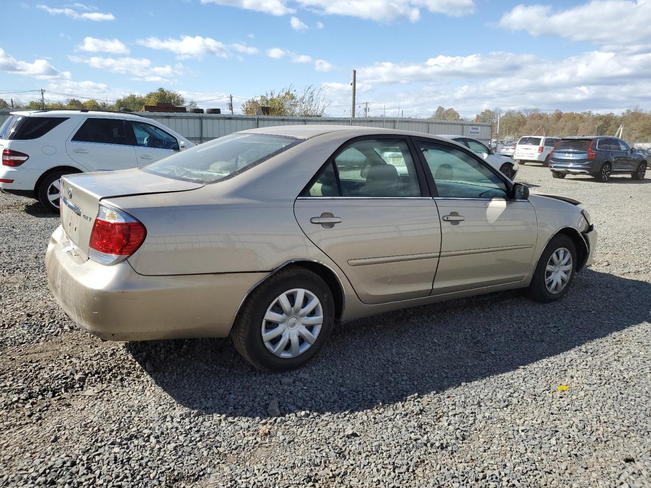 2005 Toyota Camry VIN 4T1BE32K65U394299 Copart auction photo, front end / rear end damage thumbnail 3