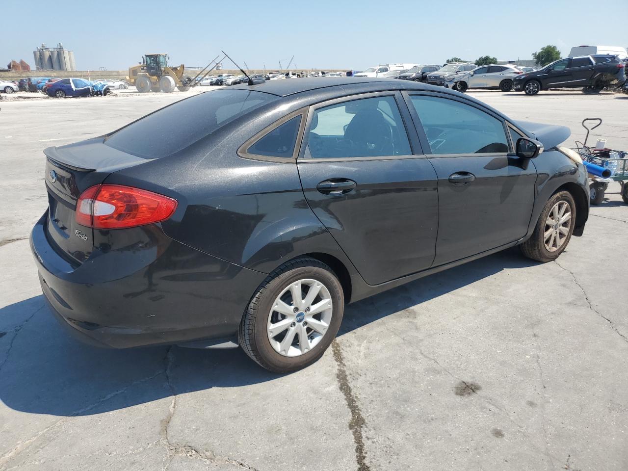 2013 Ford Fiesta VIN 3FADP4BJ2DM203474 Copart auction photo, front end damage thumbnail 3