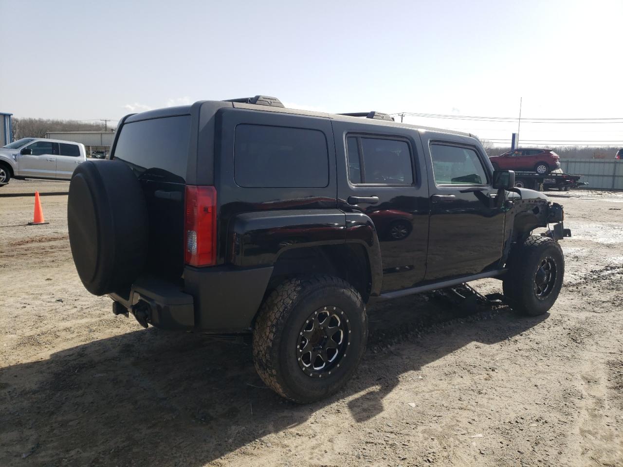 2006 Hummer H3 VIN 5GTDN136X68151715 Copart auction photo, front end / minor dent/scratches damage thumbnail 3