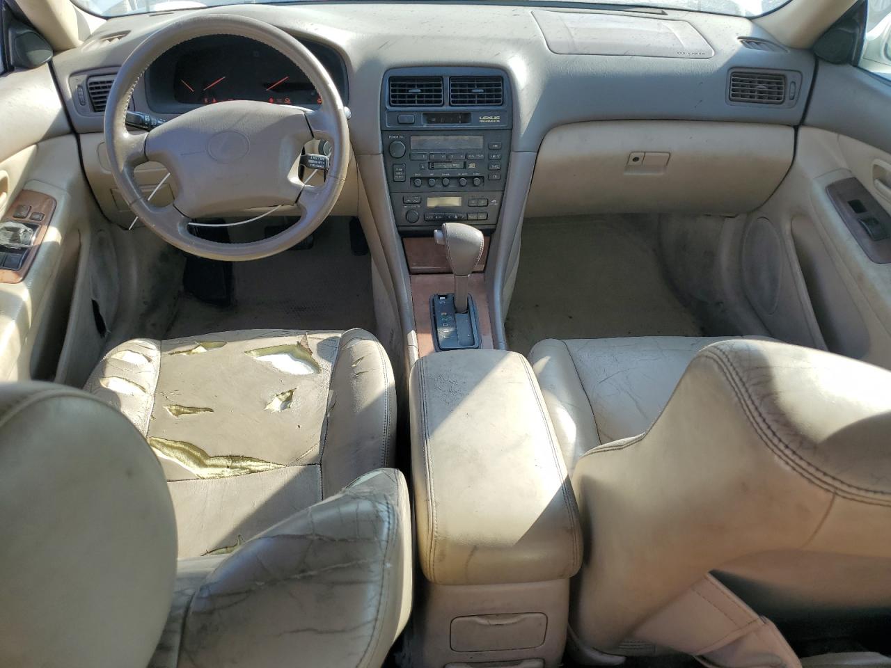 1997 Lexus ES VIN JT8BF22G6V5010568 Copart auction photo, front end / minor dent/scratches damage thumbnail 8