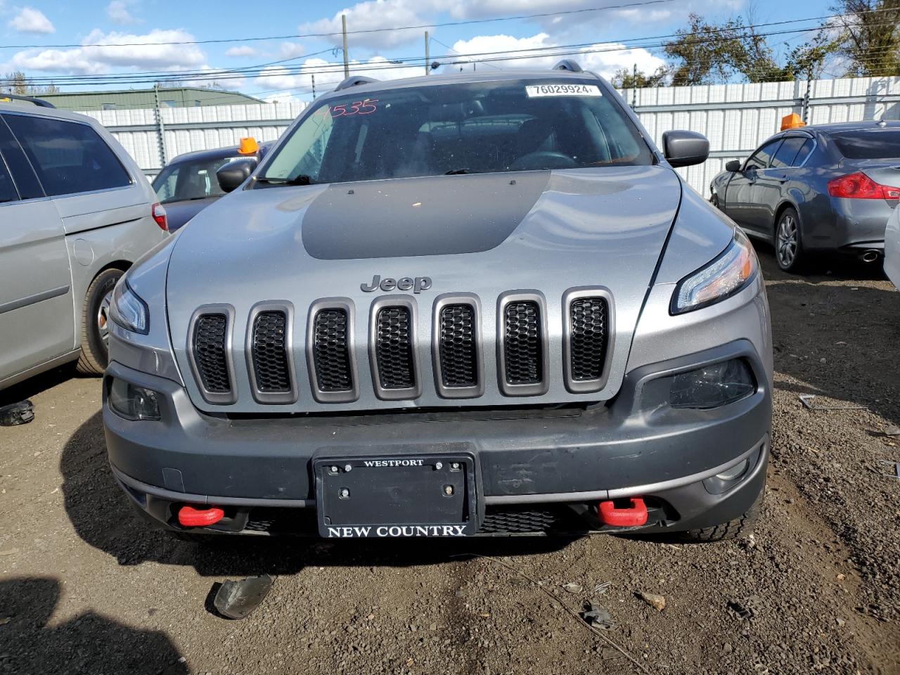 2017 Jeep Cherokee VIN 1C4PJMBS5HW633328 Copart auction photo, rear end / minor dent/scratches damage thumbnail 5