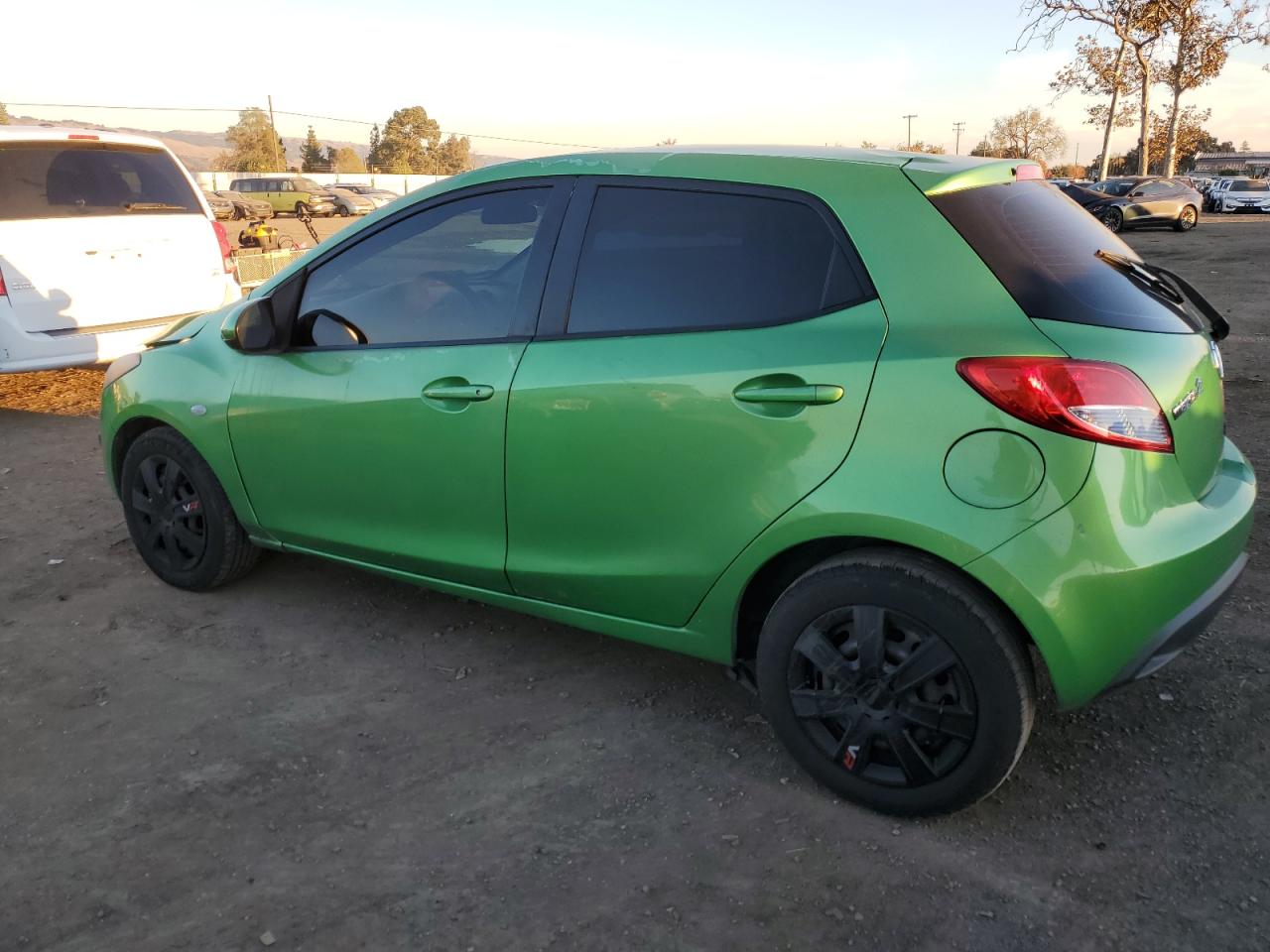 2013 Mazda 2 VIN JM1DE1KY1D0163886 Copart auction photo, all over damage thumbnail 2
