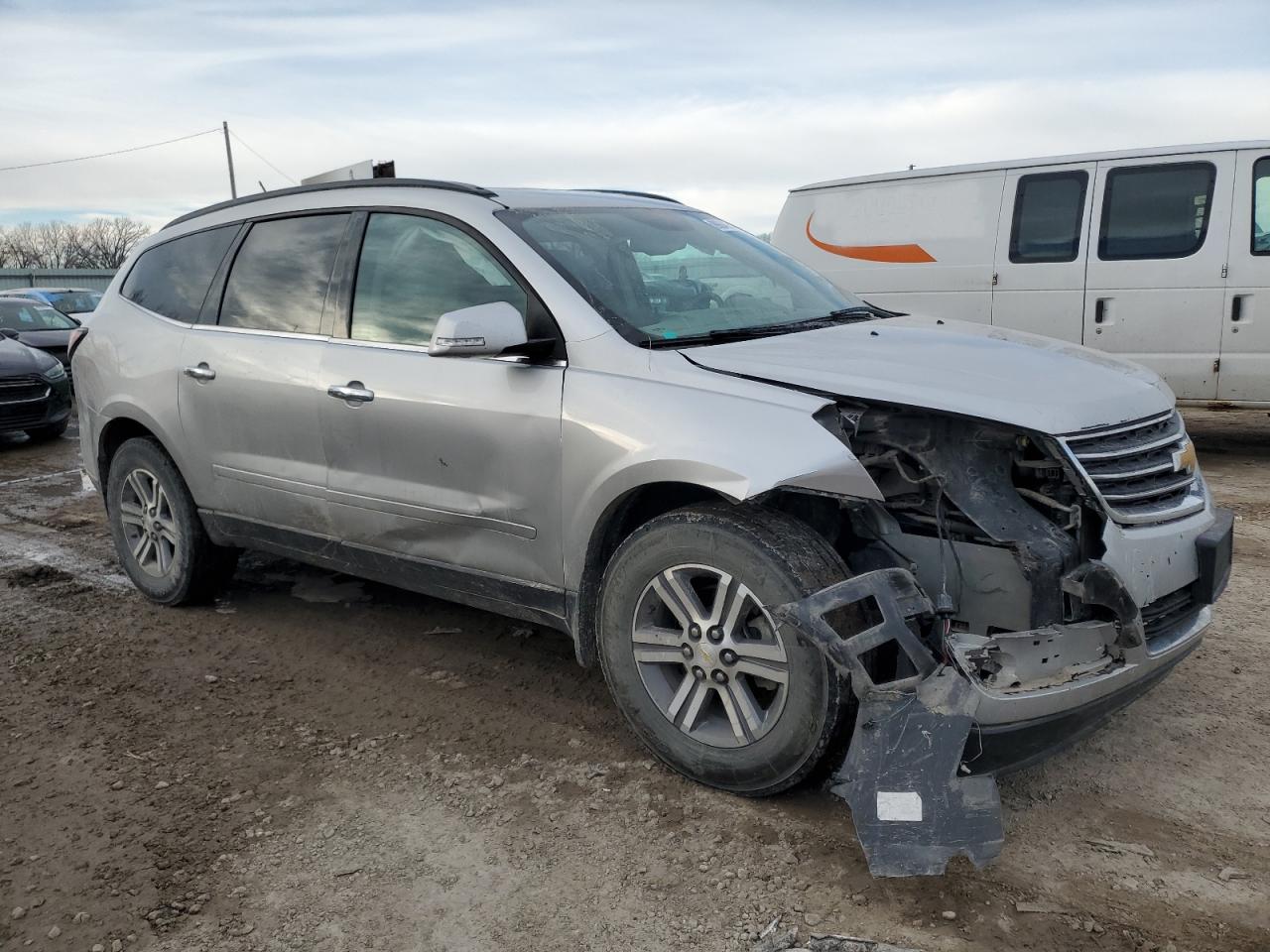 2015 Chevrolet Traverse VIN 1GNKVHKD8FJ237452 Copart auction photo, front end / side damage thumbnail 4