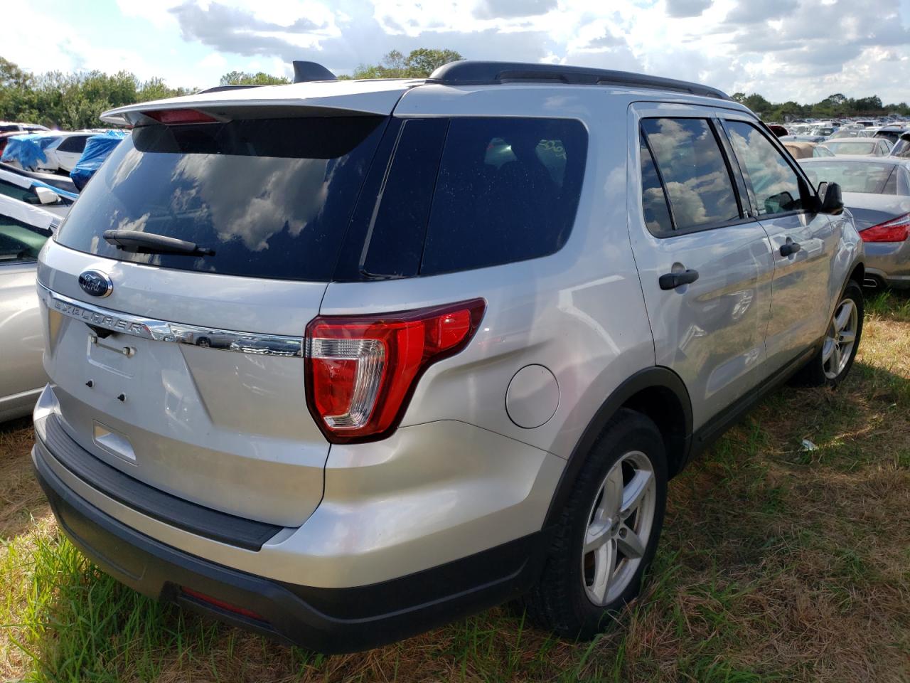 2019 Ford Explorer VIN 1FM5K7B89KGA45004 Copart auction photo, water/flood damage thumbnail 4