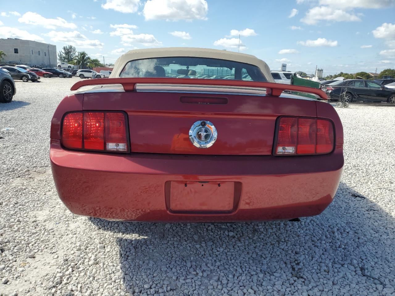 2006 Ford Mustang VIN 1ZVFT84N965217917 Copart auction photo, side / minor dent/scratches damage thumbnail 6