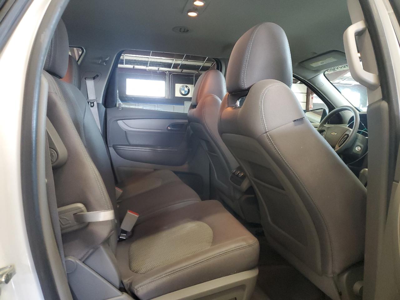 2017 Chevrolet Traverse VIN 1GNKVFED6HJ102649 Copart auction photo, side / minor dent/scratches damage thumbnail 11